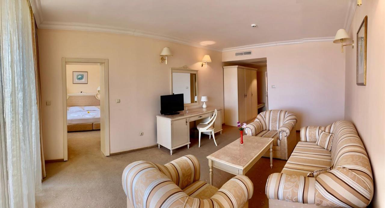 Duni Marina Beach Hotel Дюни Екстер'єр фото