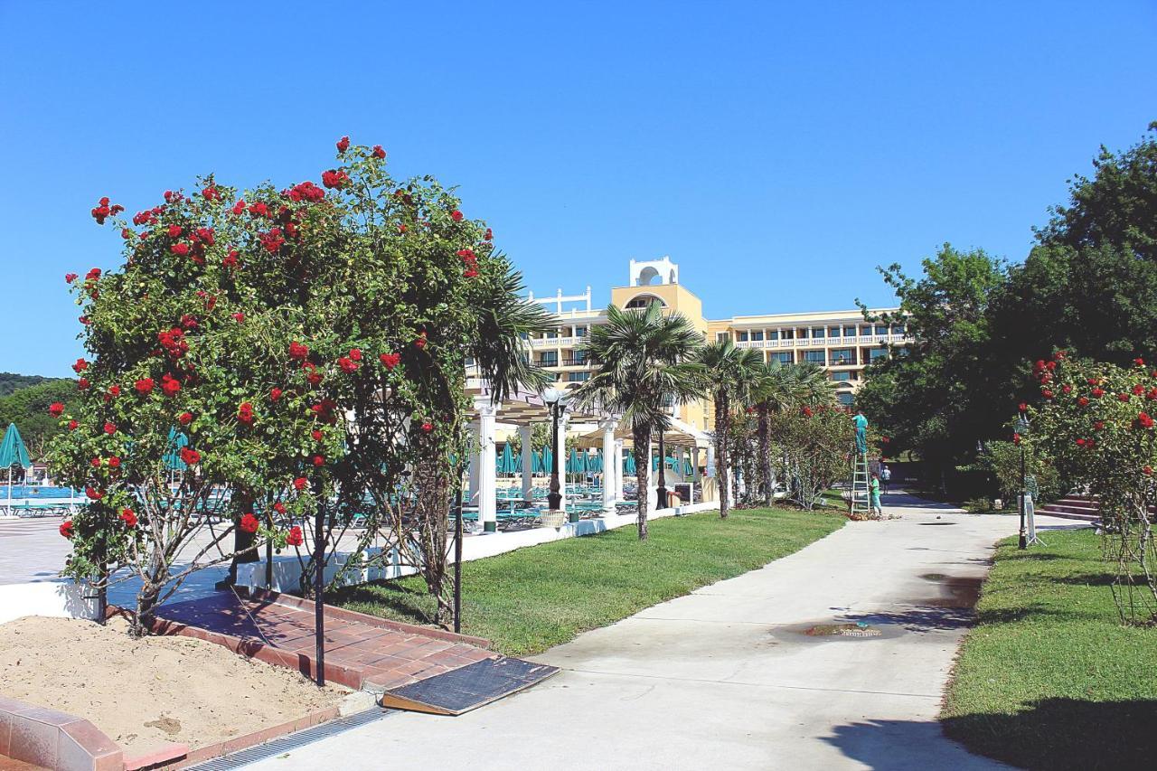 Duni Marina Beach Hotel Дюни Екстер'єр фото