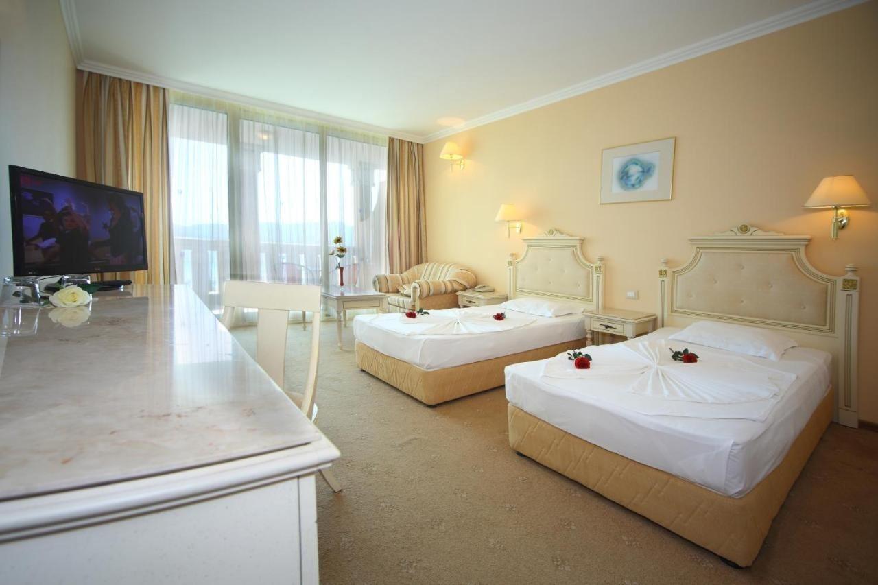 Duni Marina Beach Hotel Дюни Екстер'єр фото