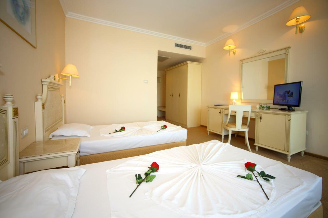Duni Marina Beach Hotel Дюни Екстер'єр фото