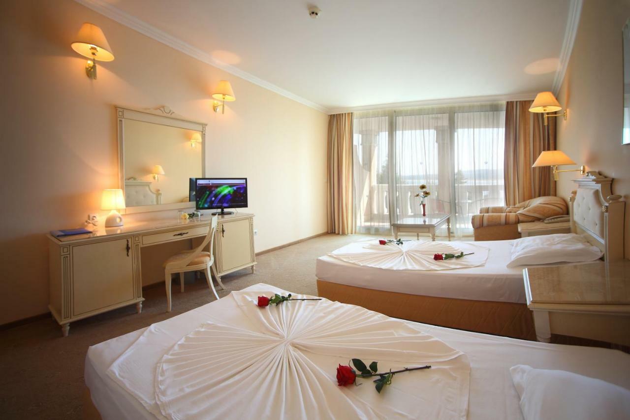 Duni Marina Beach Hotel Дюни Екстер'єр фото